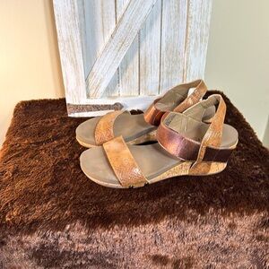 Boutique by Corkys Footwear Women's Bandit‎ Wedge Sandal size 11